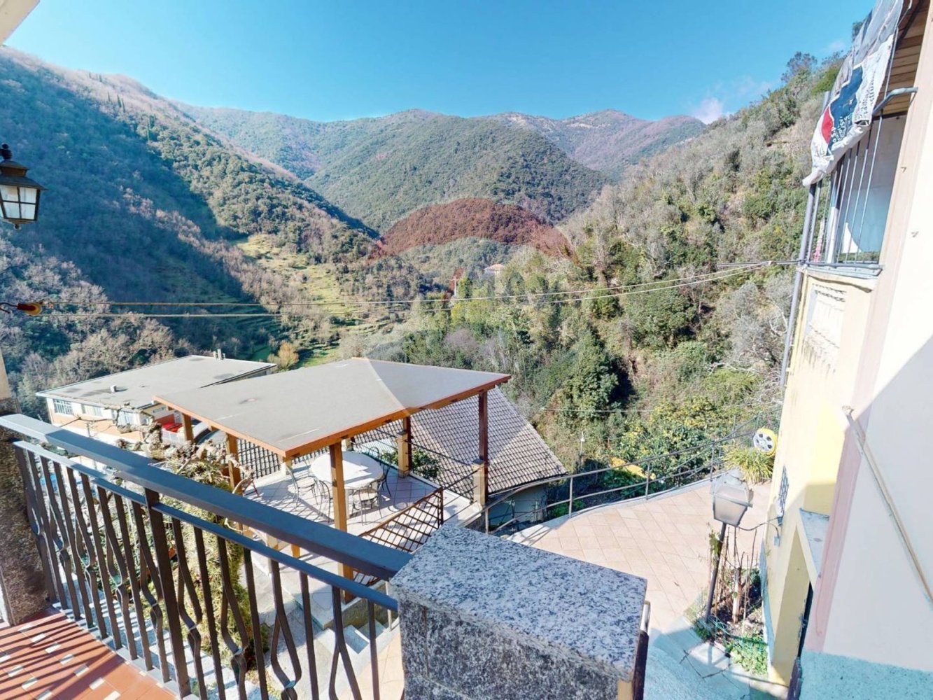 3 bedrooms House in Avegno, Italy No. 112380