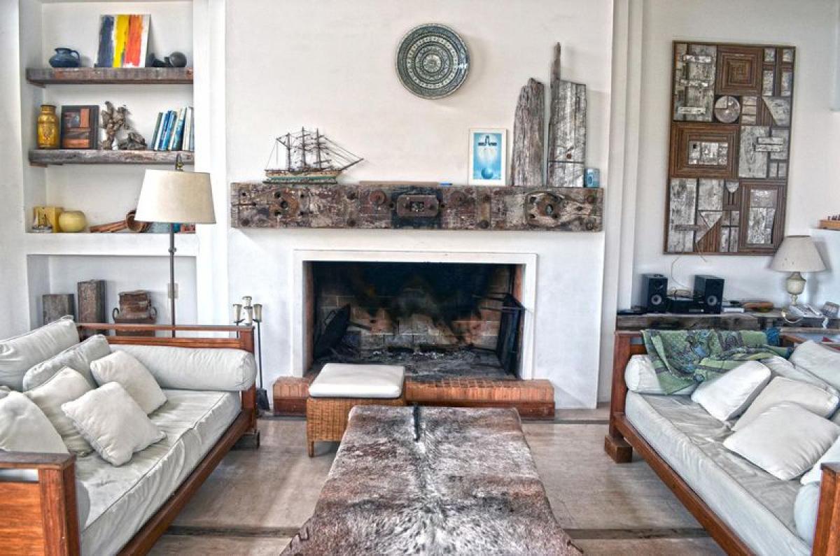 5 bedrooms House in Maldonado, Uruguay No. 9646