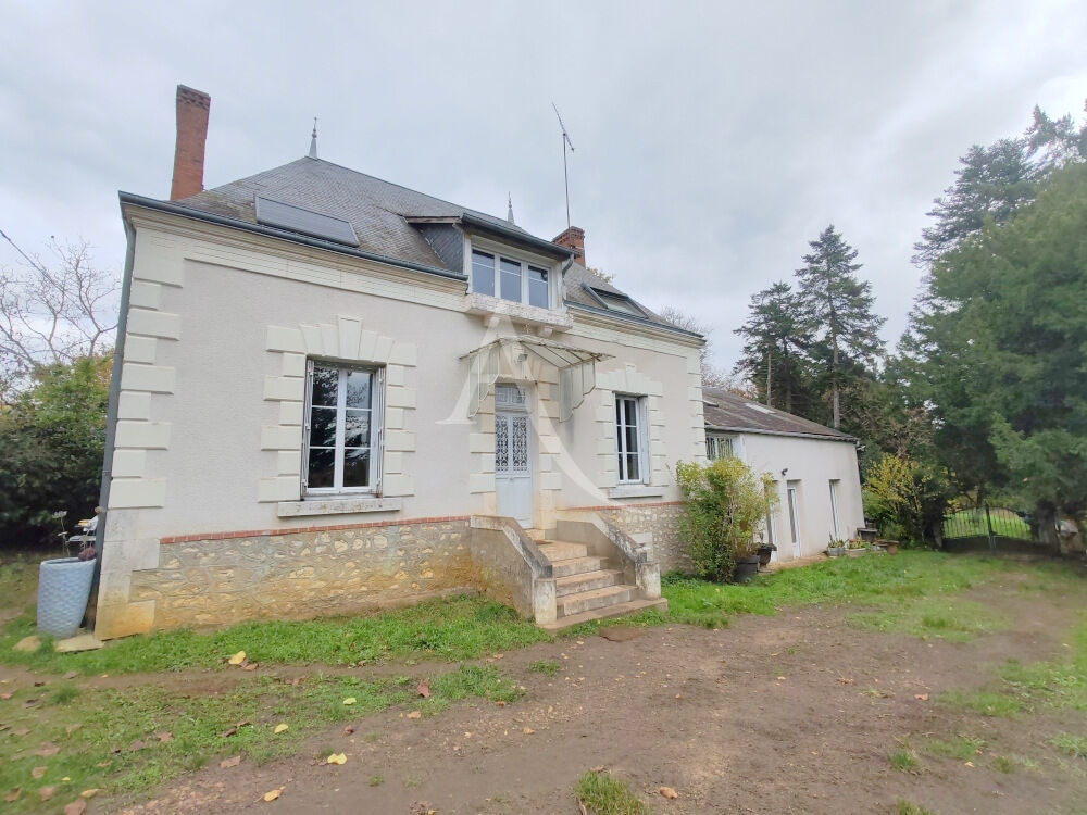 5 bedrooms House in Monthou-sur-Bievre, France No. 215656