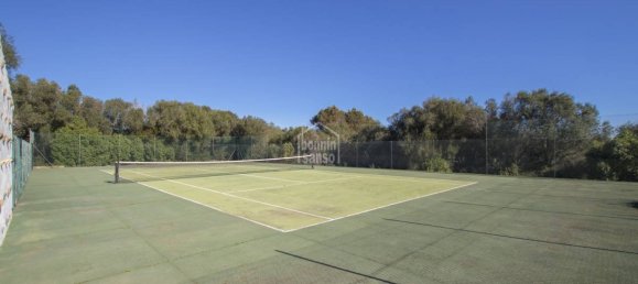 12 Schlafzimmer Villa in Es Castell, Spain, Nr. 1437 15