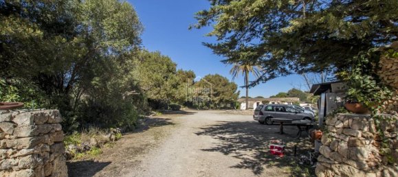 12 Schlafzimmer Villa in Es Castell, Spain, Nr. 1437 7