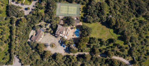 12 Schlafzimmer Villa in Es Castell, Spain, Nr. 1437 12