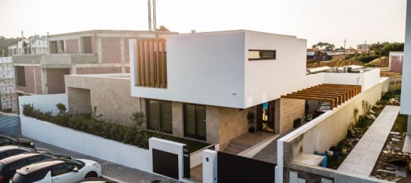 3 bedrooms House in Madalena, Portugal No. 118416 4