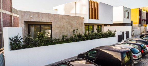 3 bedrooms House in Madalena, Portugal No. 118416 3