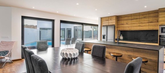 3 bedrooms House in Madalena, Portugal No. 118416 5