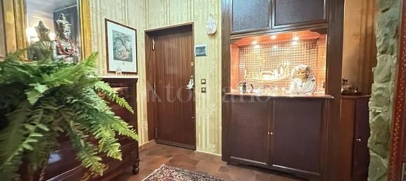 Apartamento de 5 dormitorios en Palermo, Italy No. 354992 2