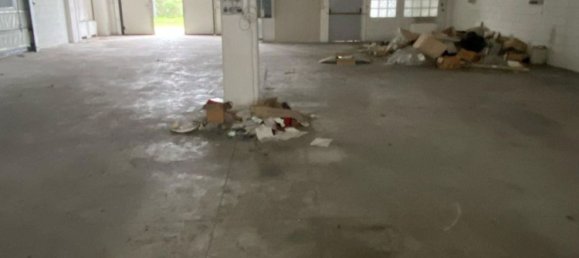 Lagerhaus in Brescia, Italy 350m², Nr. 49324 4