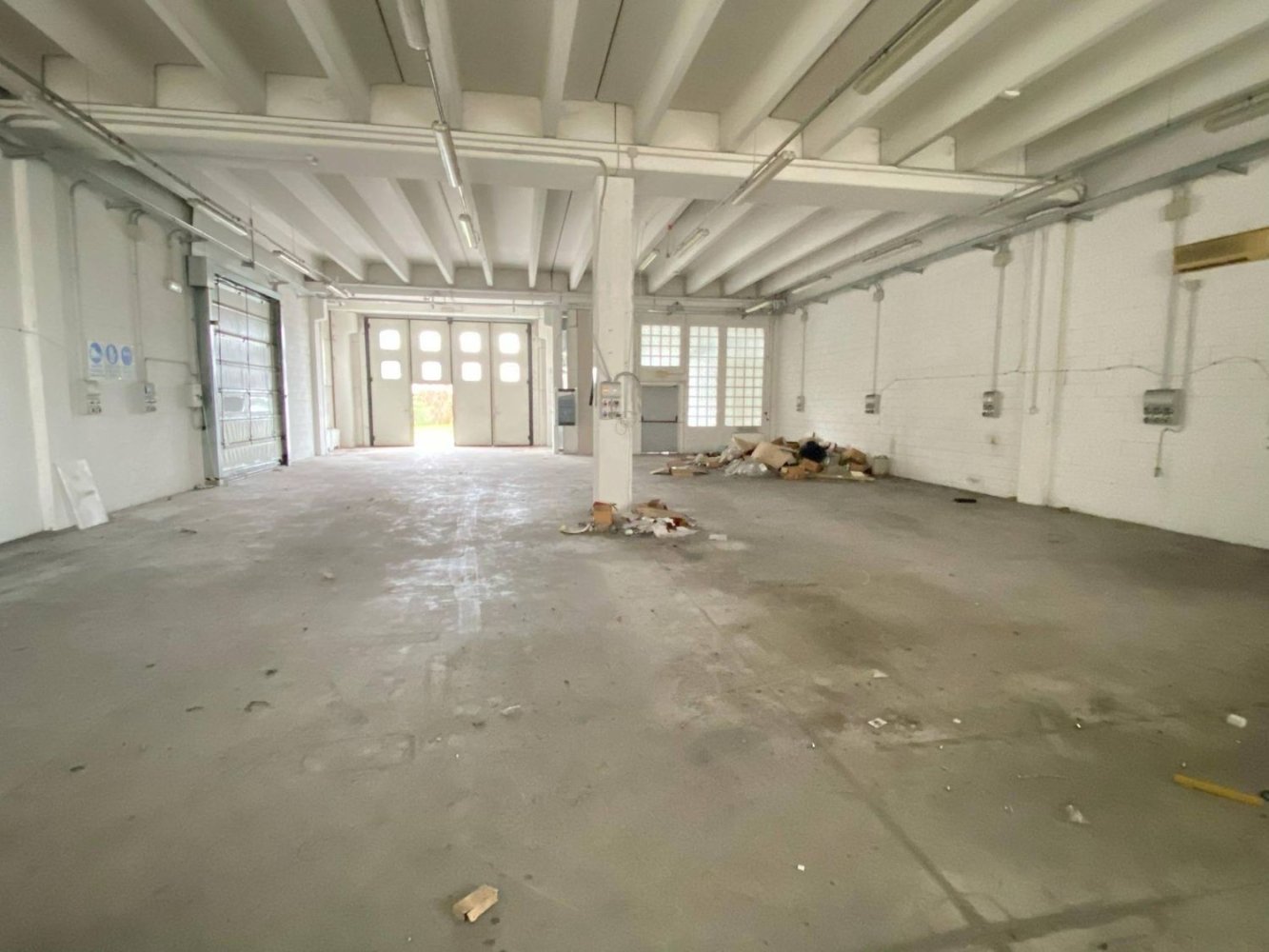 Lagerhaus in Brescia, Italy 350m², Nr. 49324