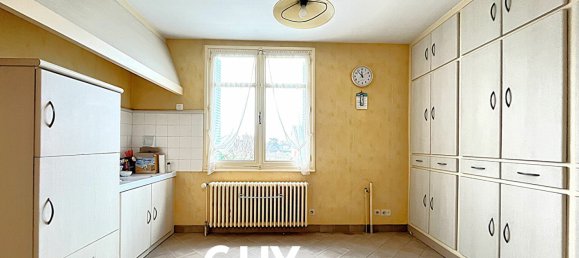 4 bedrooms Castles in La Chapelle-de-Guinchay, France No. 206100 14