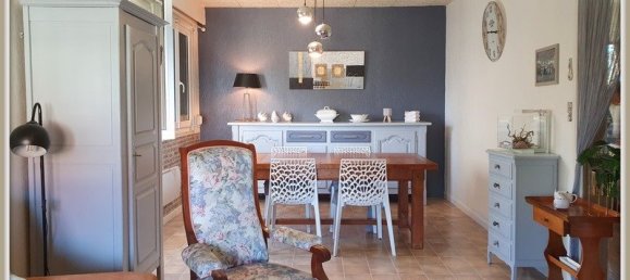 Casa de 3 dormitorios en Saint-Andre-les-Vergers, France No. 51287 3