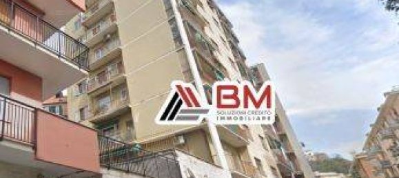 Apartamento de 2 dormitorios en Rapallo, Italy No. 16537 4