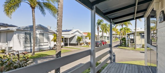 2 bedrooms House in Coombabah, Australia No. 434 10