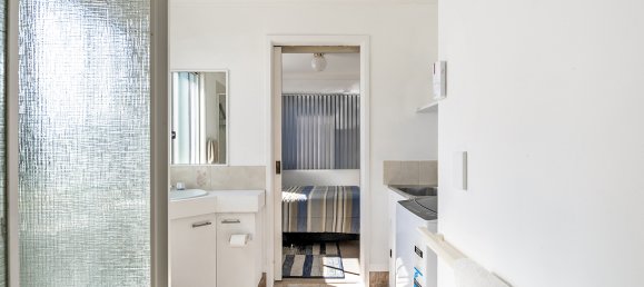 2 bedrooms House in Coombabah, Australia No. 434 9