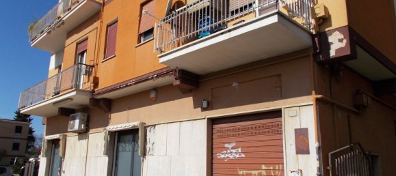 4 rooms Apartment in Cisterna di Latina, Italy No. 74031 7