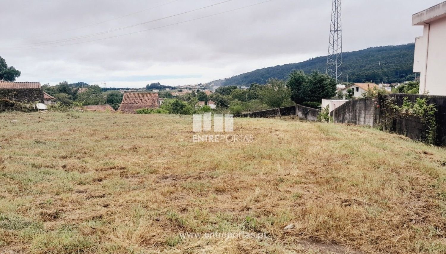 1375m² Land in Viana do Castelo, Portugal No. 65215