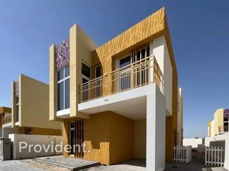 6 bedrooms Villa in Dubai, UAE No. 2020