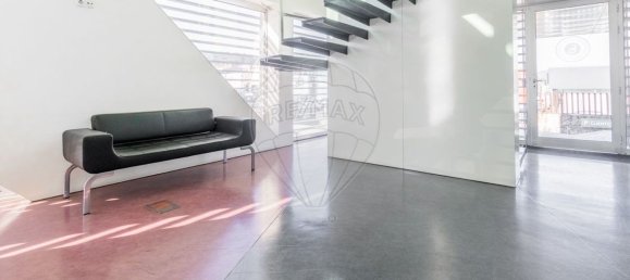 916m² Warehouse in Ronfe, Portugal No. 70777 3