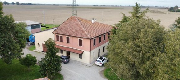 12 rooms House in Imola, Italy No. 5996 2