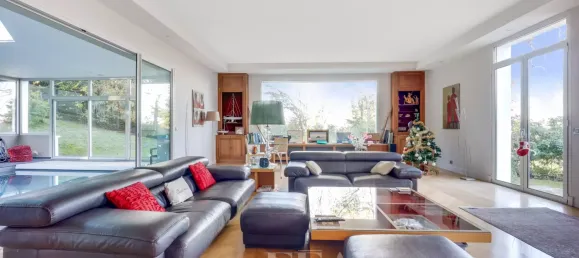 Casa de 5 dormitorios en Le Port-Marly, France No. 118307 3