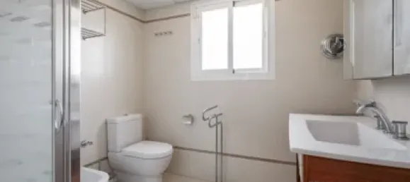 8 bedrooms Villa in Estepona, Spain No. 24203 24