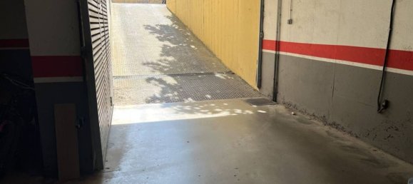 Garagem em Lloret de Mar, Spain 6 m² N.º 158104 3