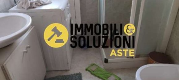 2 rooms Apartment in Brembate, Italy No. 4920 5