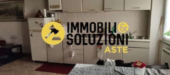 2 rooms Apartment in Brembate, Italy No. 4920 4