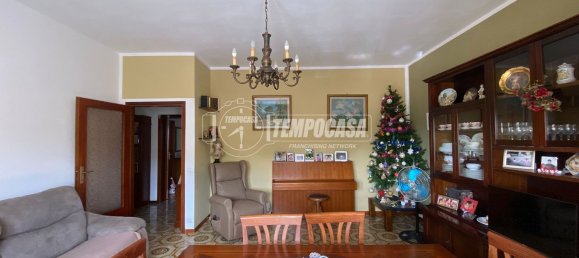 4 Schlafzimmer Wohnung in San Prospero, Italy, Nr. 316826 7