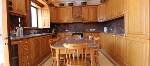 Бунгало с 3 спальнями в Иклин, Мальта № 10710 8