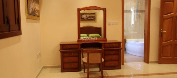 Бунгало с 3 спальнями в Иклин, Мальта № 10710 10