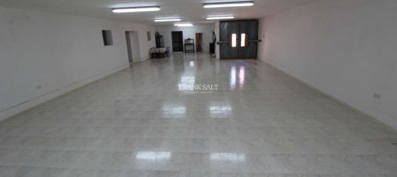 Бунгало с 3 спальнями в Иклин, Мальта № 10710 16