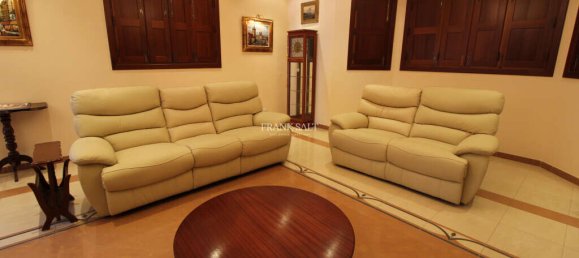 Бунгало с 3 спальнями в Иклин, Мальта № 10710 7