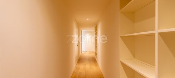 4 bedrooms Apartment in Porto, Portugal No. 109959 21