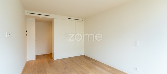 4 bedrooms Apartment in Porto, Portugal No. 109959 26