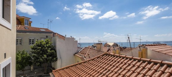 250m² Building in Lisbon, Portugal No. 117051 7