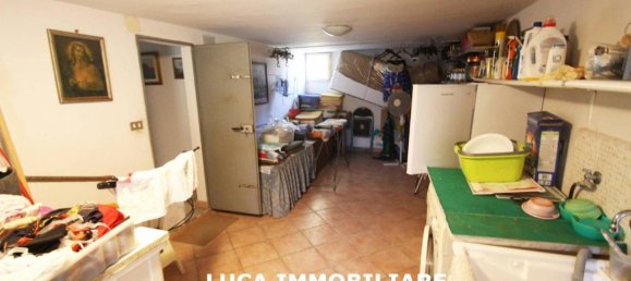 Casa de 4 habitaciónes en Ponte Buggianese, Italy No. 27459 7