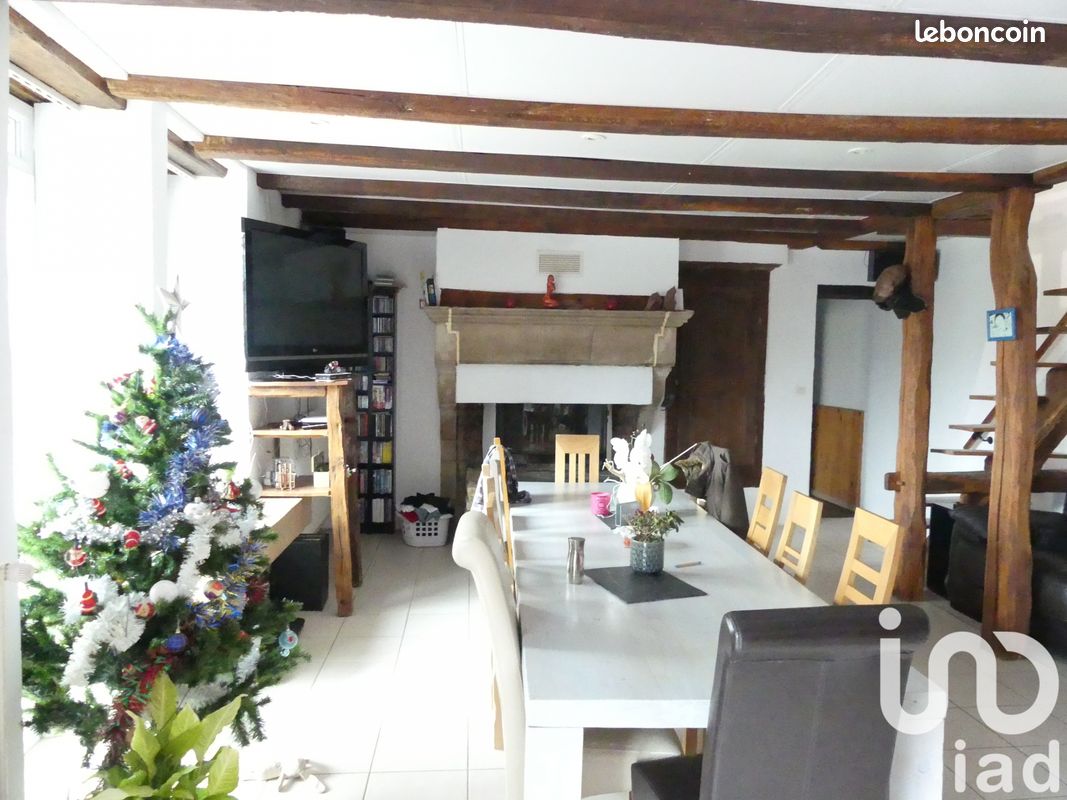 Adosado de 4 dormitorios en Mont-les-Neufchateau, France No. 213300