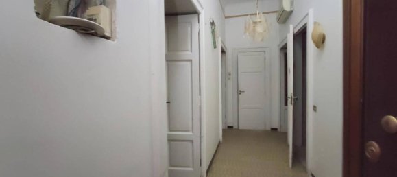 3-salle Appartement à Taranto, Italy No. 30904 13