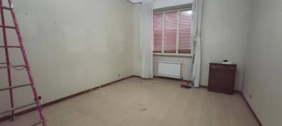 3-salle Appartement à Taranto, Italy No. 30904 14