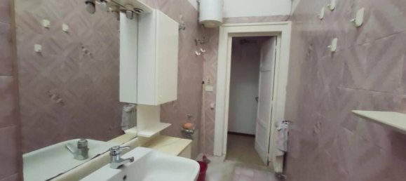 3-salle Appartement à Taranto, Italy No. 30904 23