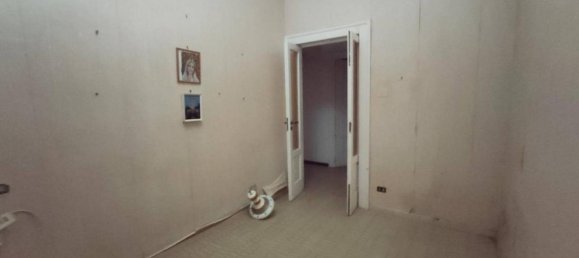 3-salle Appartement à Taranto, Italy No. 30904 17