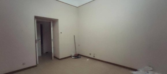3-salle Appartement à Taranto, Italy No. 30904 19