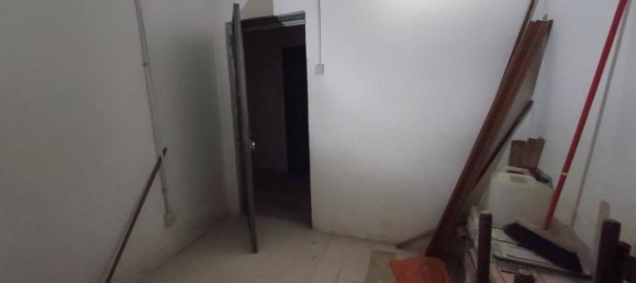 3-salle Appartement à Taranto, Italy No. 30904 24