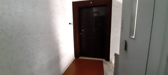 3-salle Appartement à Taranto, Italy No. 30904 11