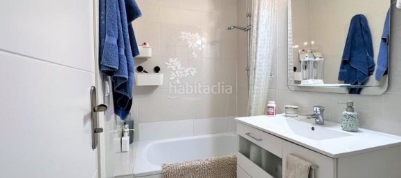 3 Schlafzimmer Wohnung in L'Hospitalet de Llobregat, Spain, Nr. 173696 6