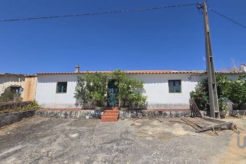 Casa de 2 dormitorios en Loule, Portugal No. 220124