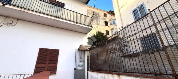 Apartamento de 2 divisões em Torre del Greco, Italy N.º 9159 7