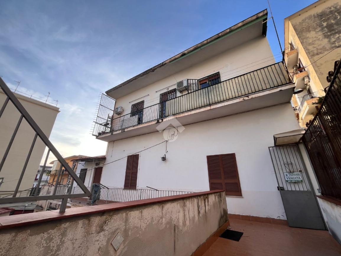 Apartamento de 2 divisões em Torre del Greco, Italy N.º 9159