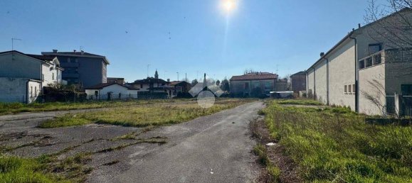 900m² Land in Adria, Italy No. 11860 6