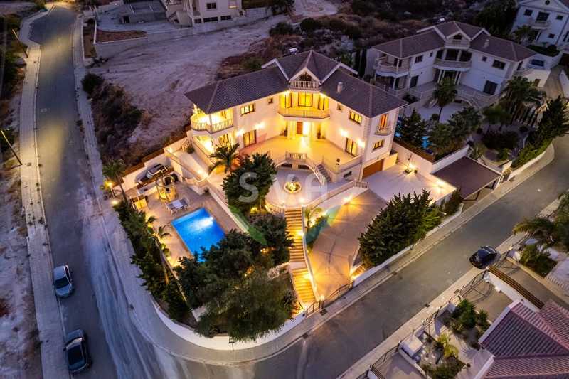 6 bedrooms Villa in Mouttagiaka, Cyprus No. 21192